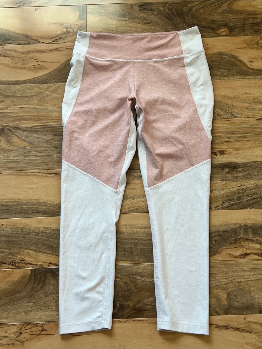 Outdoor Voices Leggings
Women's Peachy Colorblock High
Rise Gym Yoga Sz Med